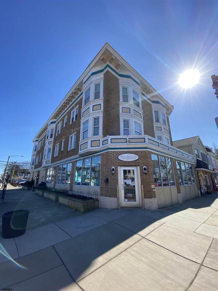701 Asbury Ave - Photo 1