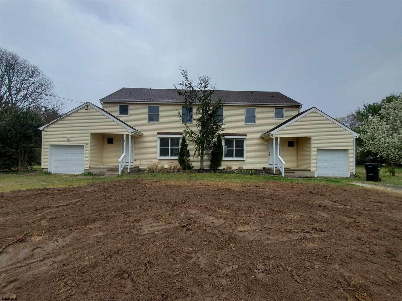 1 Meadow Ridge Ln - Photo 1