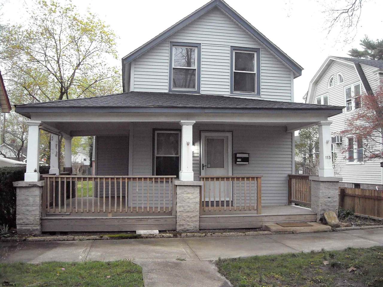 115 Buffalo Ave - Photo 1