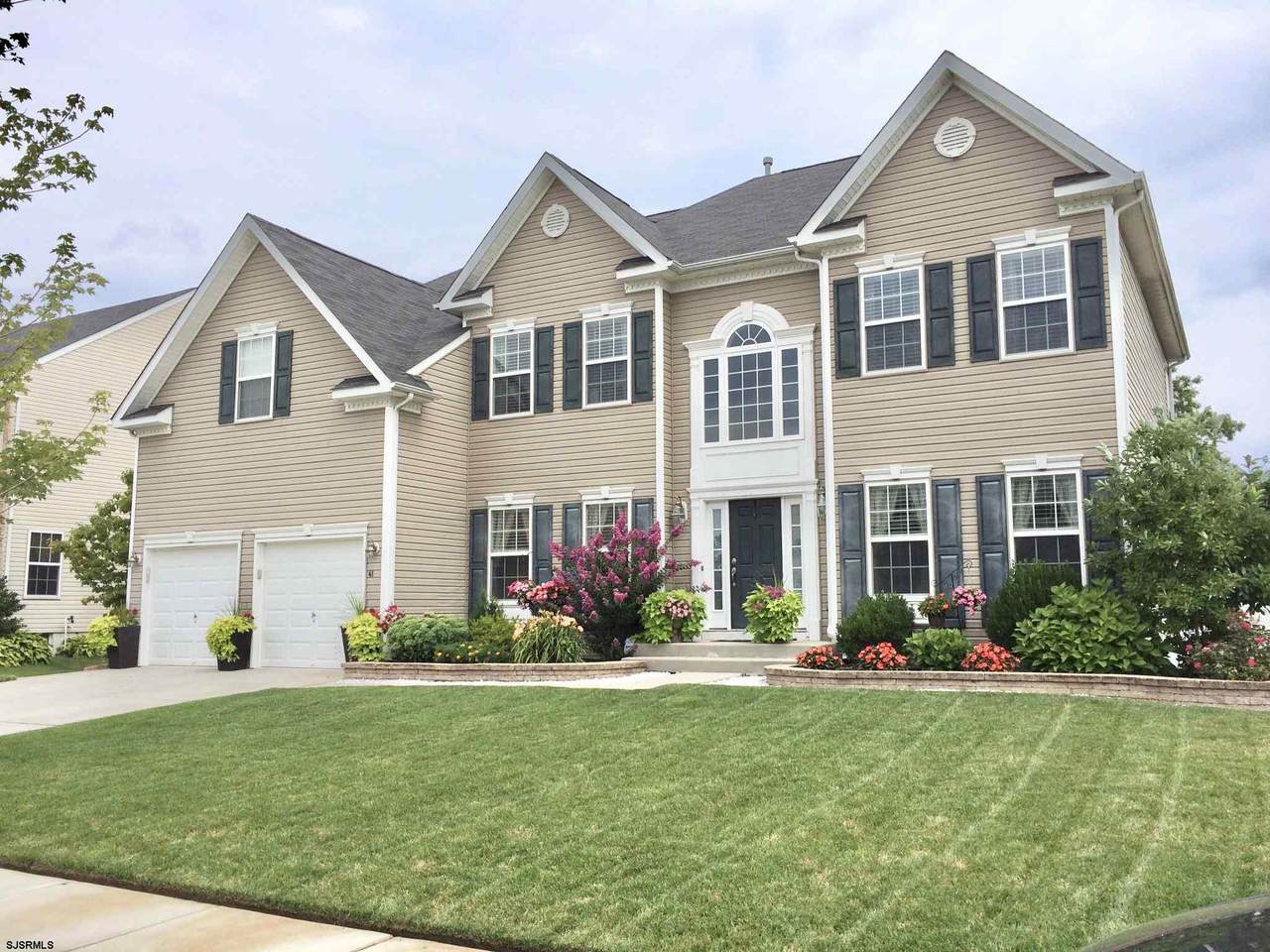 41 Abington Ct - Photo 1