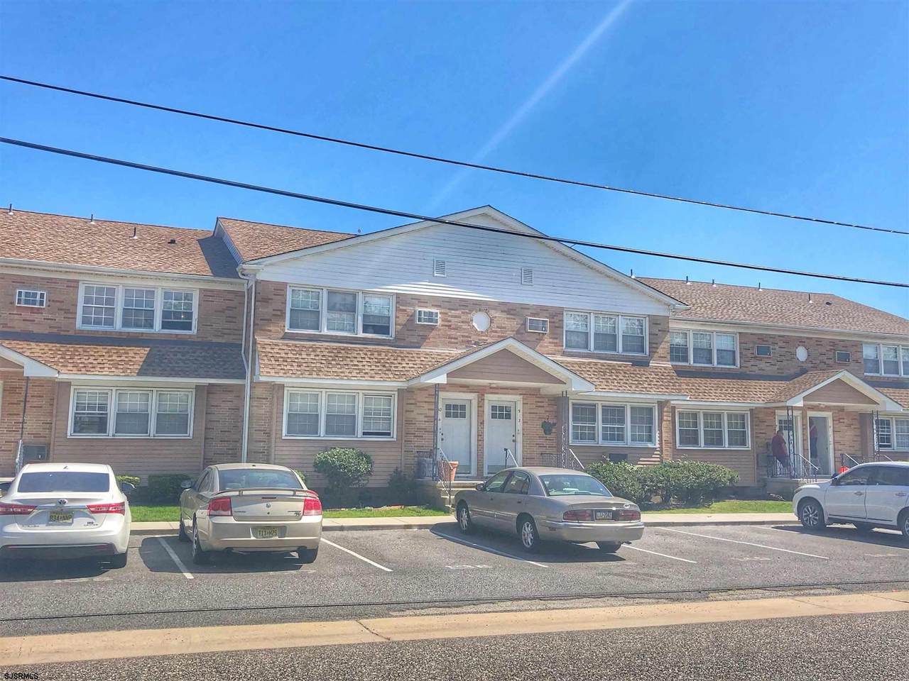 709 Oxford - Photo 1