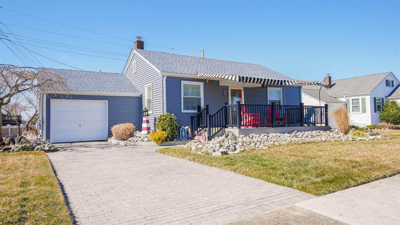 218 Wyoming - Photo 1