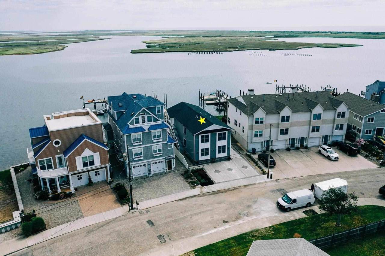 1105 Shore - Photo 1