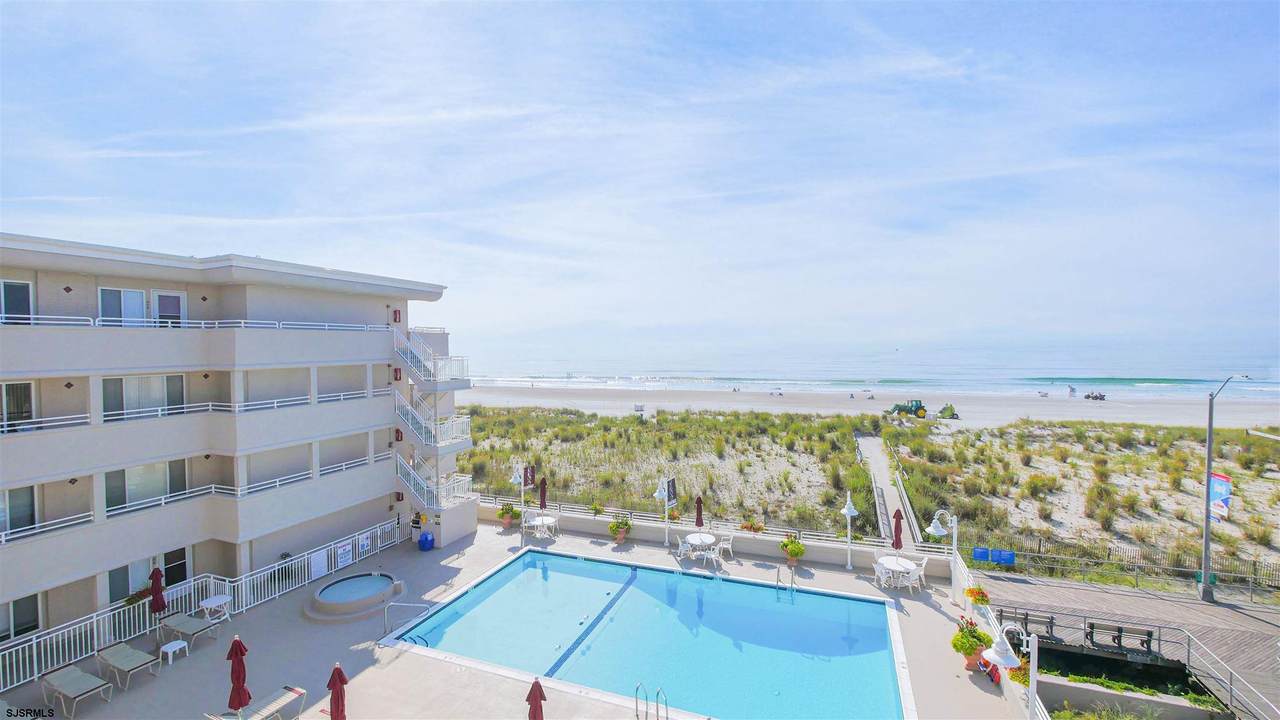 5300 Boardwalk - Photo 1