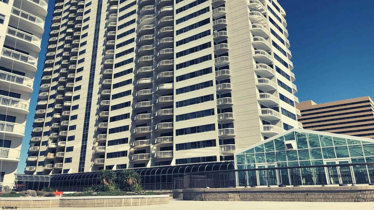 3101 Boardwalk - Photo 1