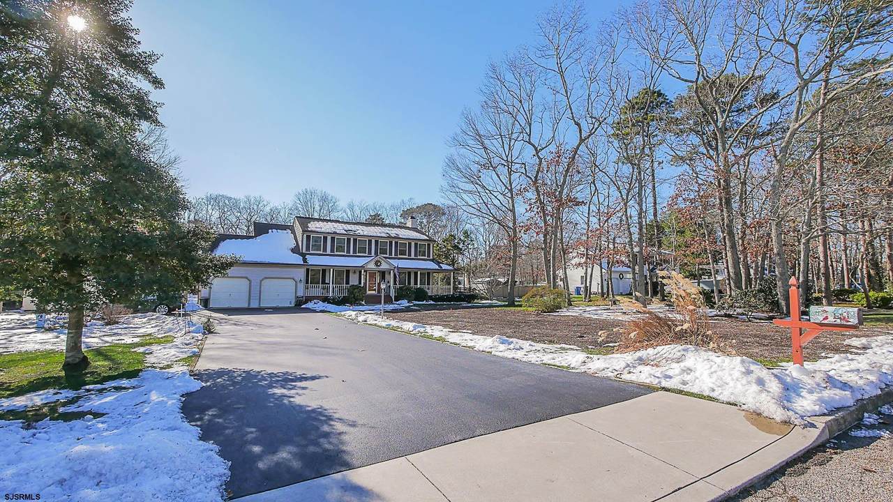 10 Arrowhead - Photo 1