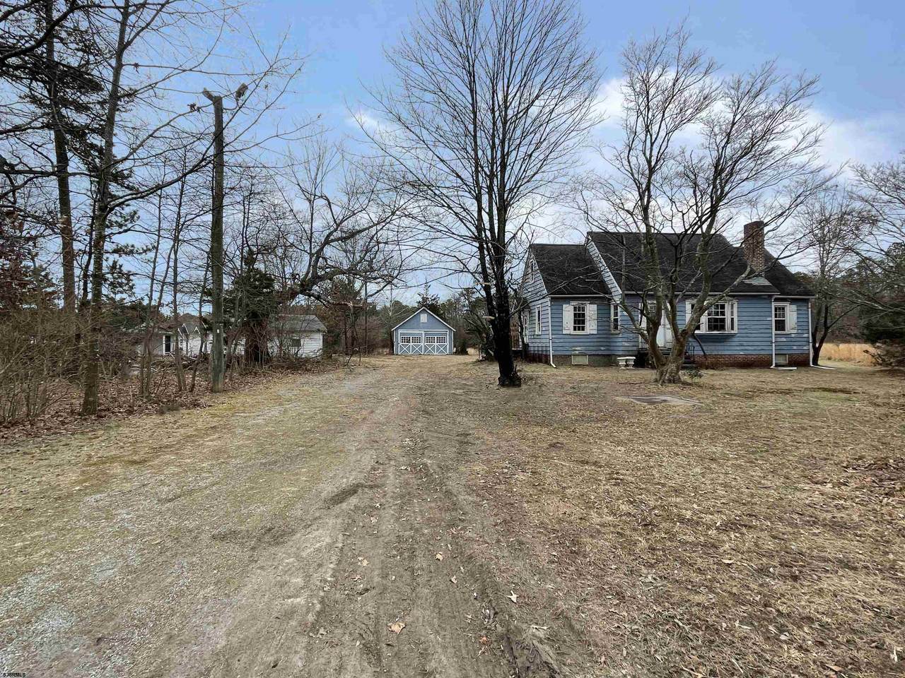 6613 Harding Hwy - Photo 1