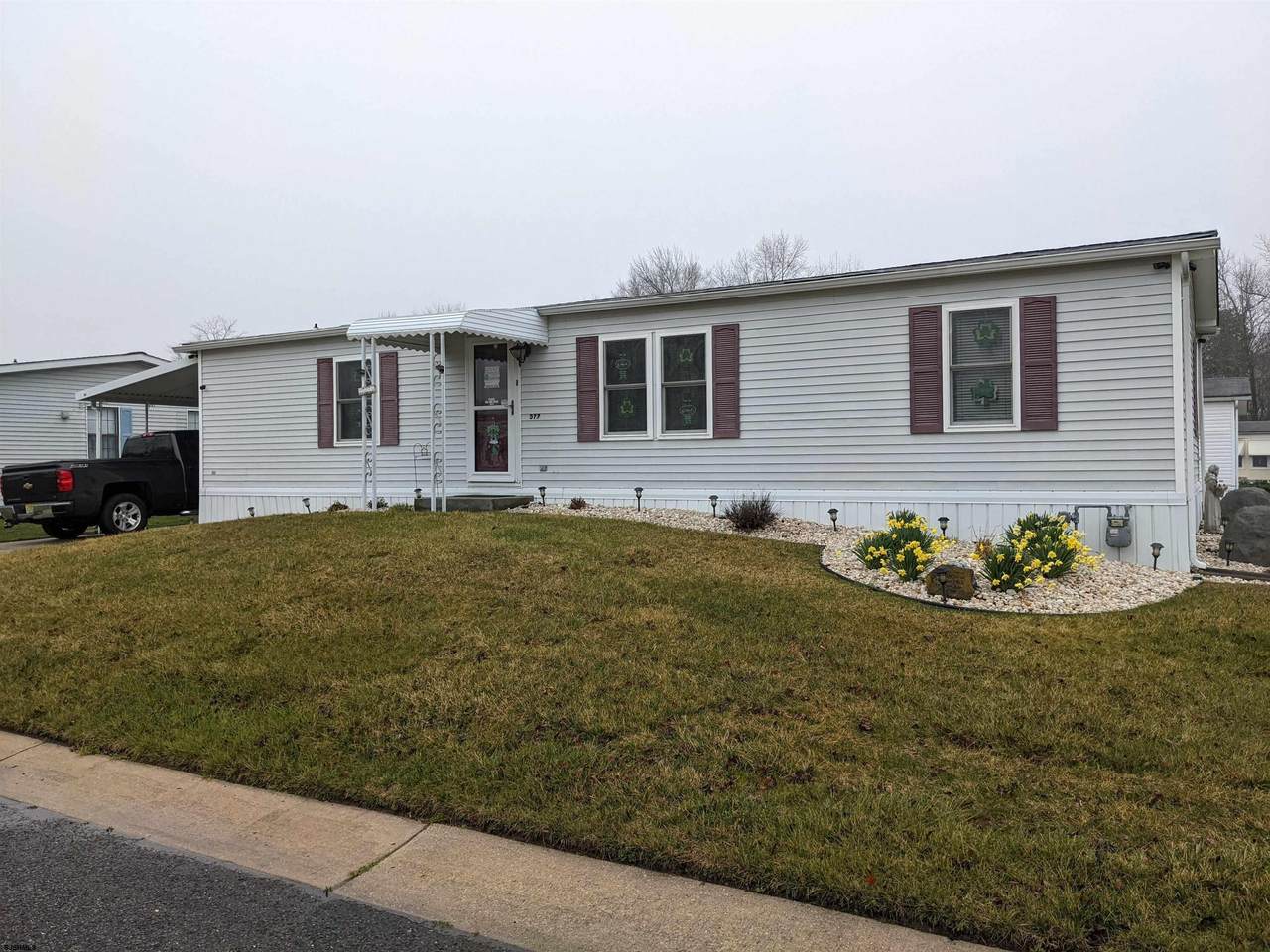 577 Miles Standish Dr - Photo 1