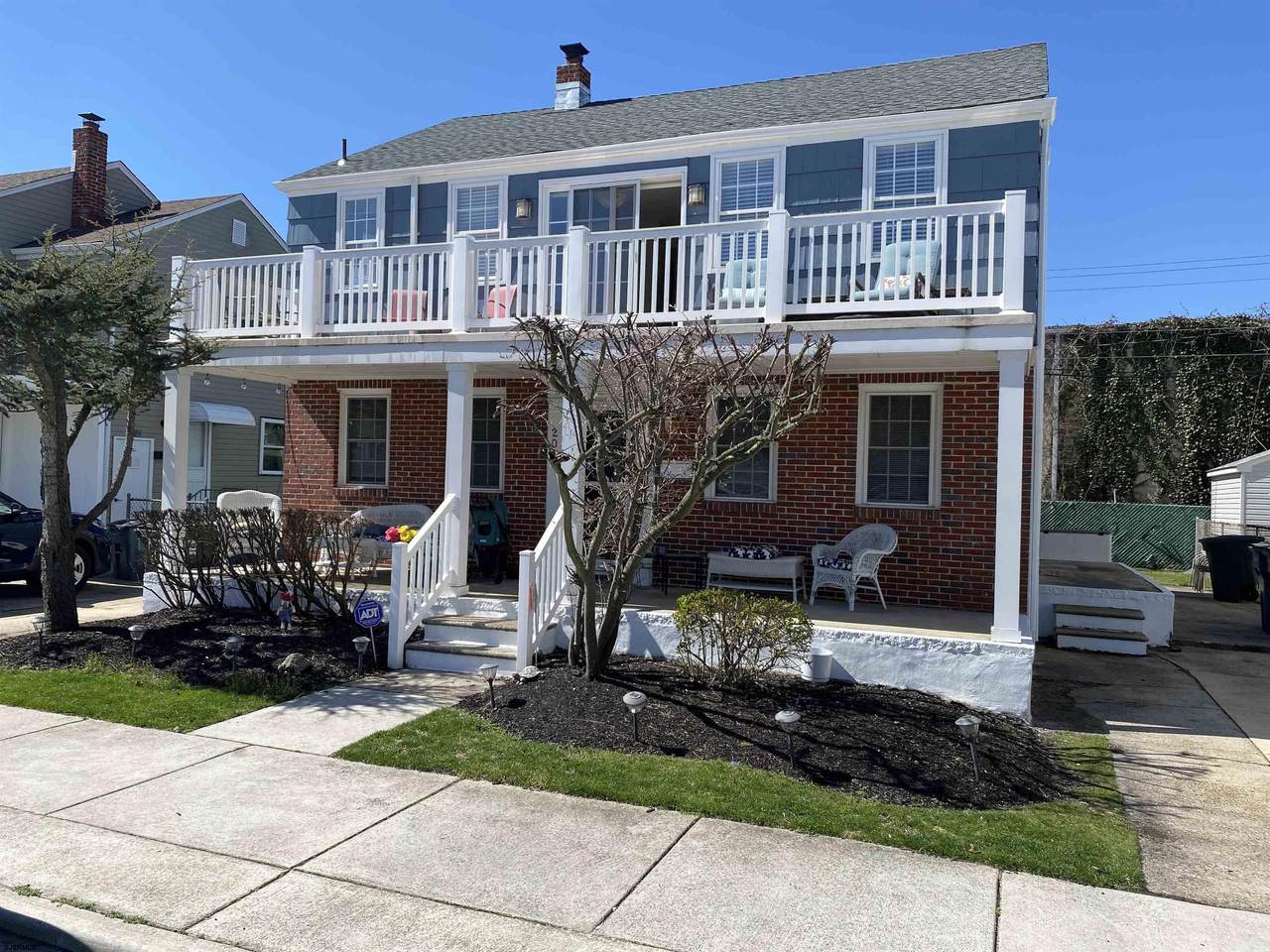 204 Harding - Photo 1