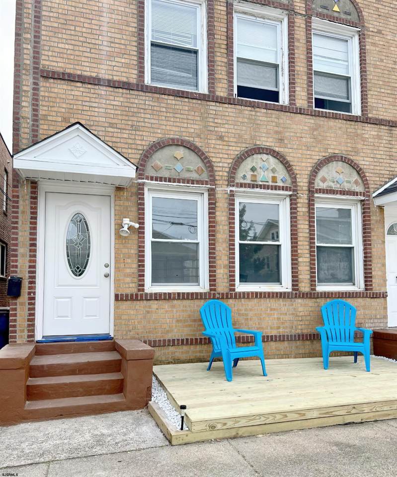 112 Avolyn - Photo 1