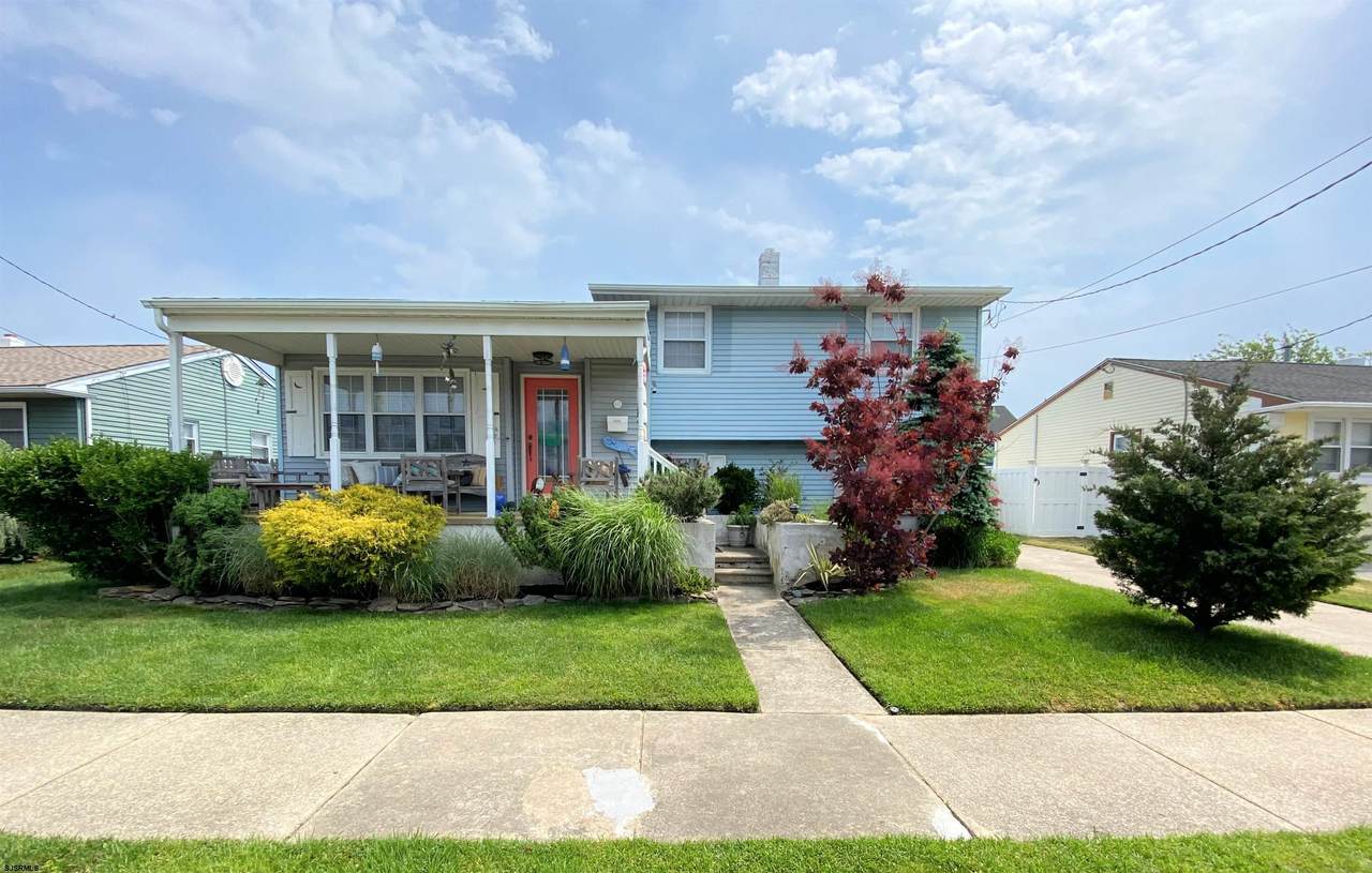415 Burghley - Photo 1