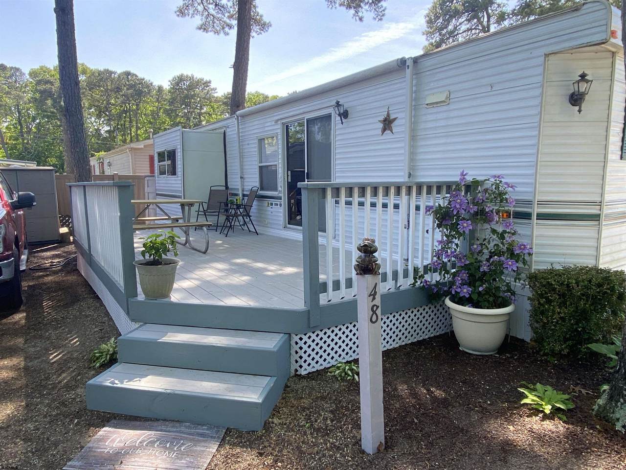 443 6th Ave - Photo 1