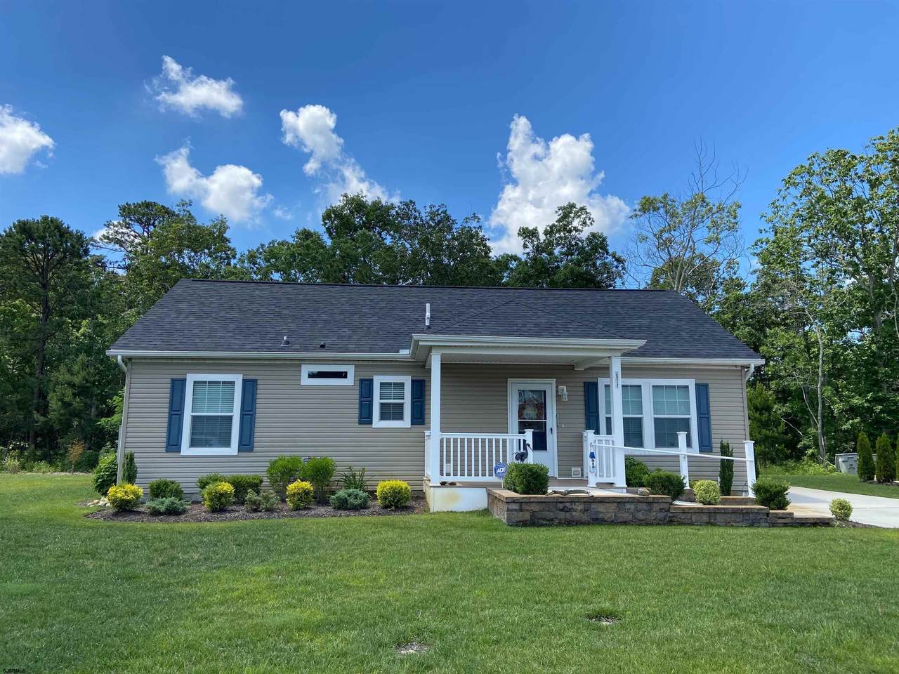 2058 Shore - Photo 1