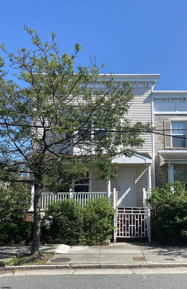1118 Drexel - Photo 1