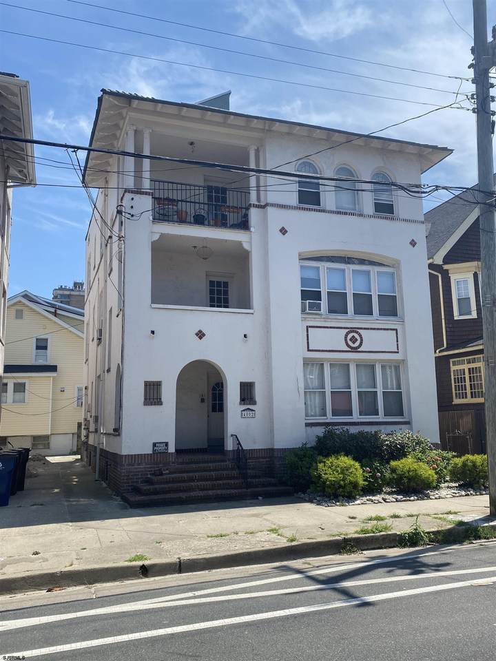 4802 Ventnor - Photo 1