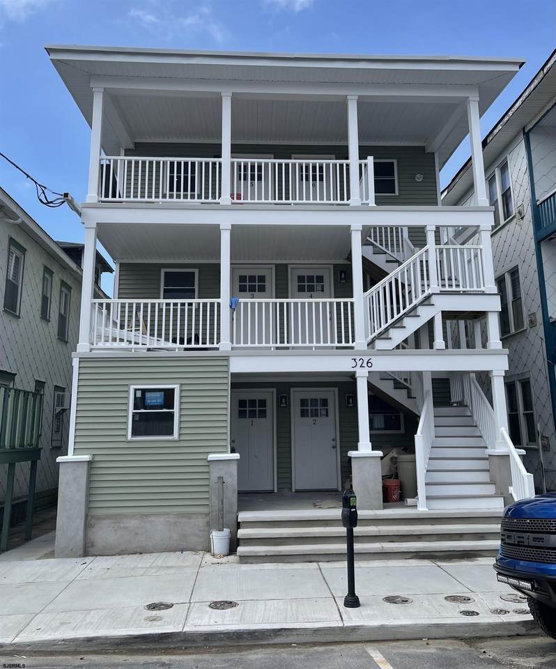 326 Glenwood - Photo 1
