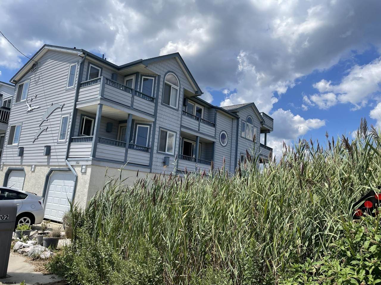 3900 West - Photo 1