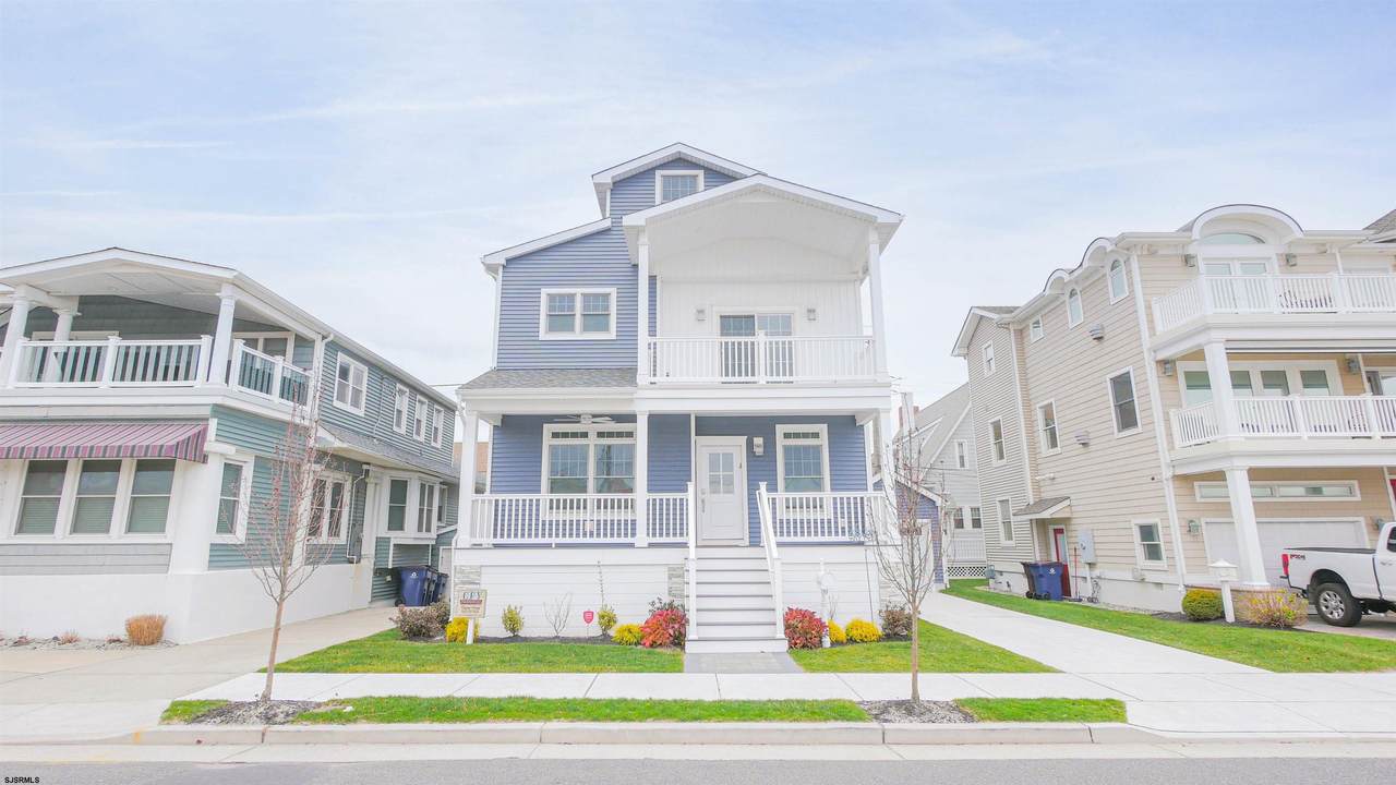 107 Newport - Photo 1