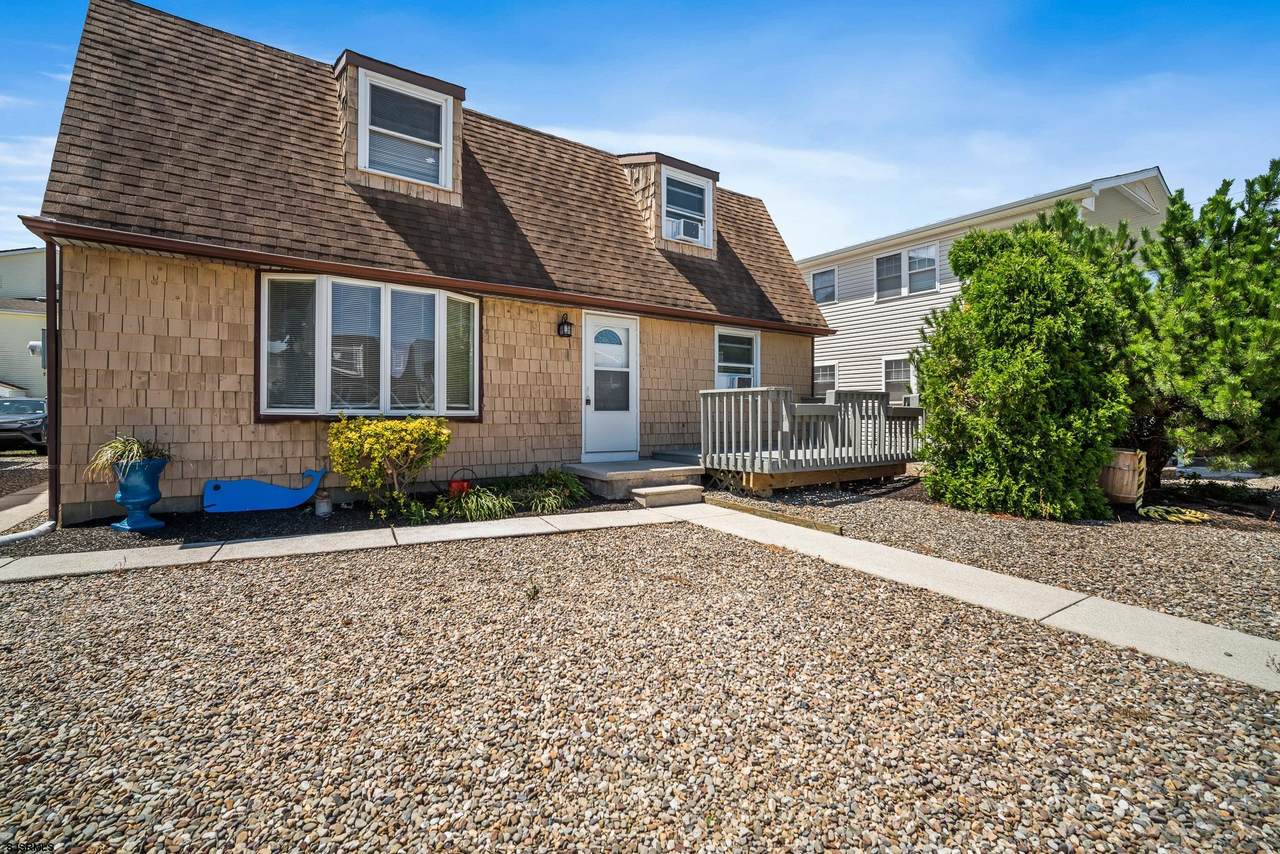 314 41st St S - Photo 1