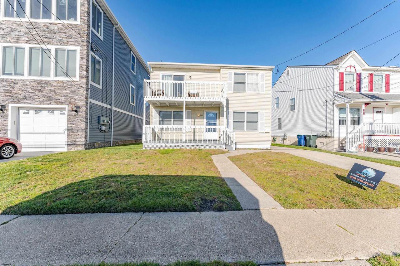 903 Beach Ave - Photo 1