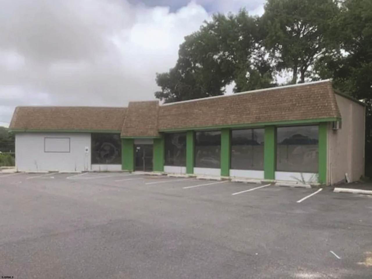 6702 Washington Ave - Photo 1