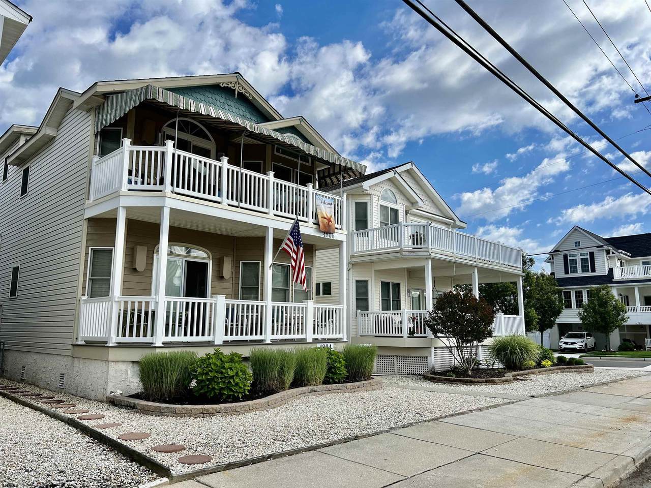 4806 Asbury Ave - Photo 1