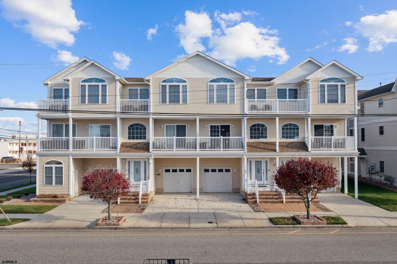 301 25th Ave - Photo 1