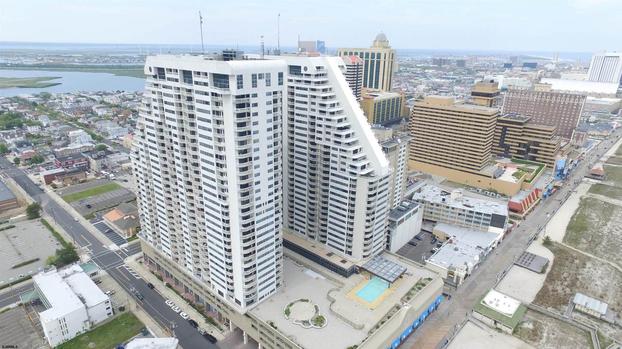 3101 Boardwalk - Photo 1