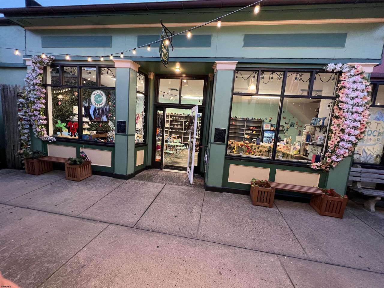 507 Washington - Photo 1