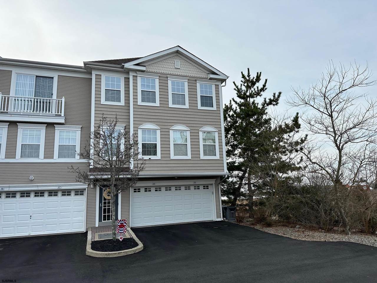 25 Bayside Dr - Photo 1