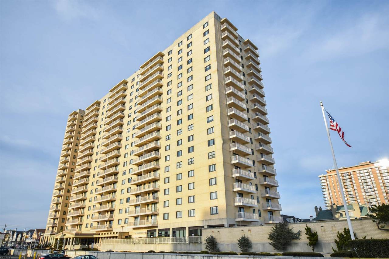 5000 Boardwalk - Photo 1