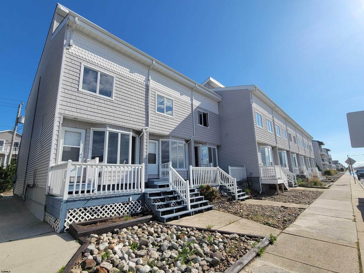 4017 West - Photo 1