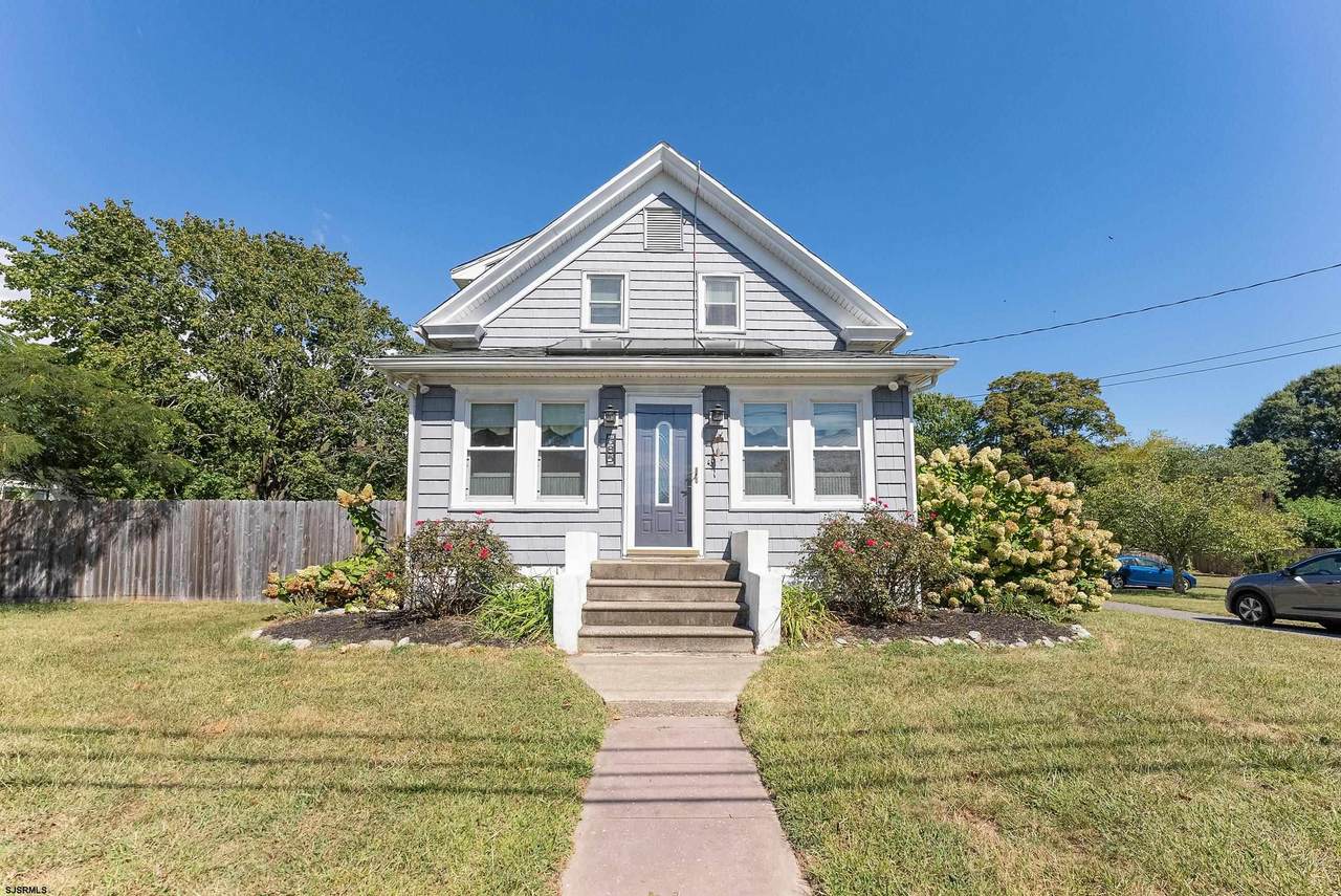 685 Town Bank - Photo 1