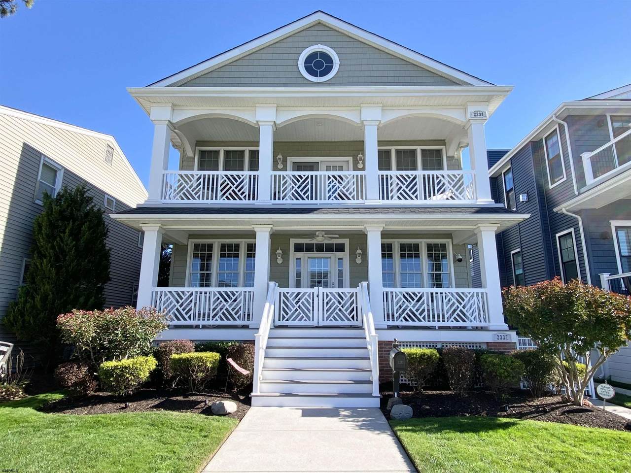 2337 Simpson - Photo 1
