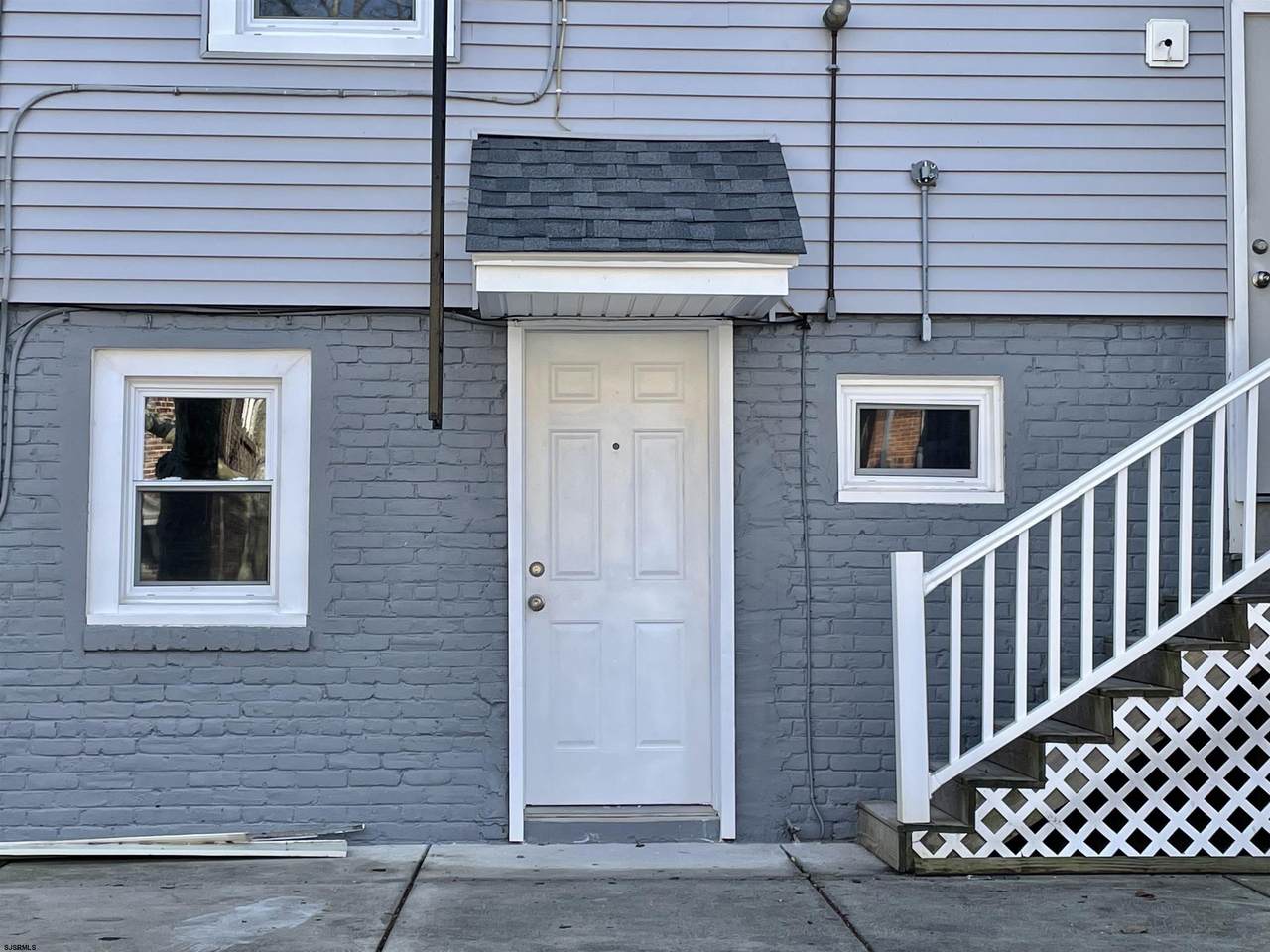 8 Richmond - Photo 1