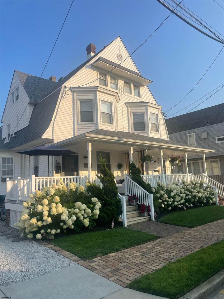2502 Oberon - Photo 1