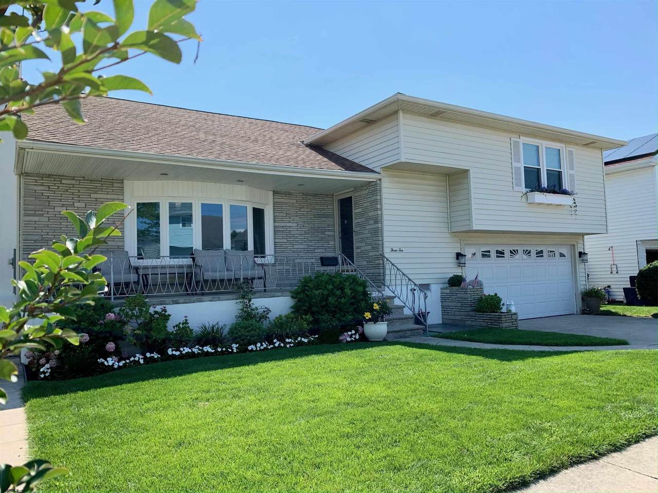 310 Clermont - Photo 1