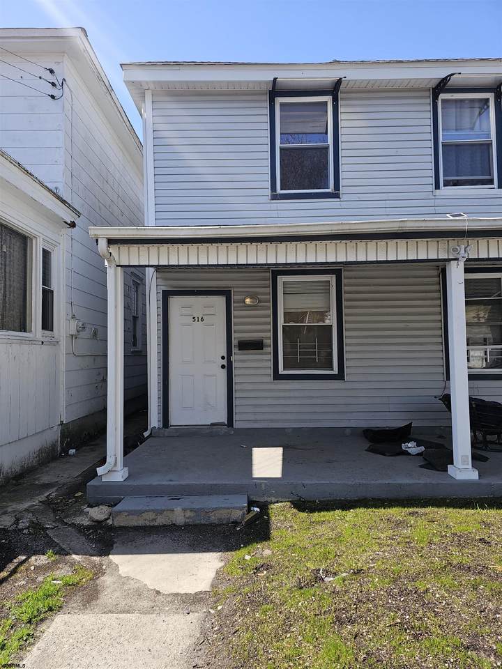 516 Indiana - Photo 1