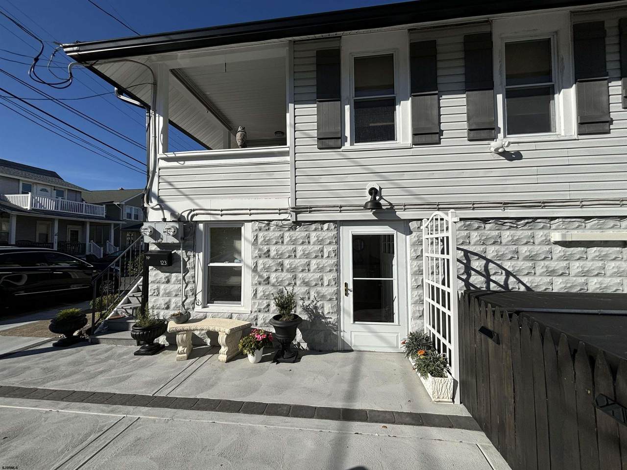 123 Avolyn - Photo 1
