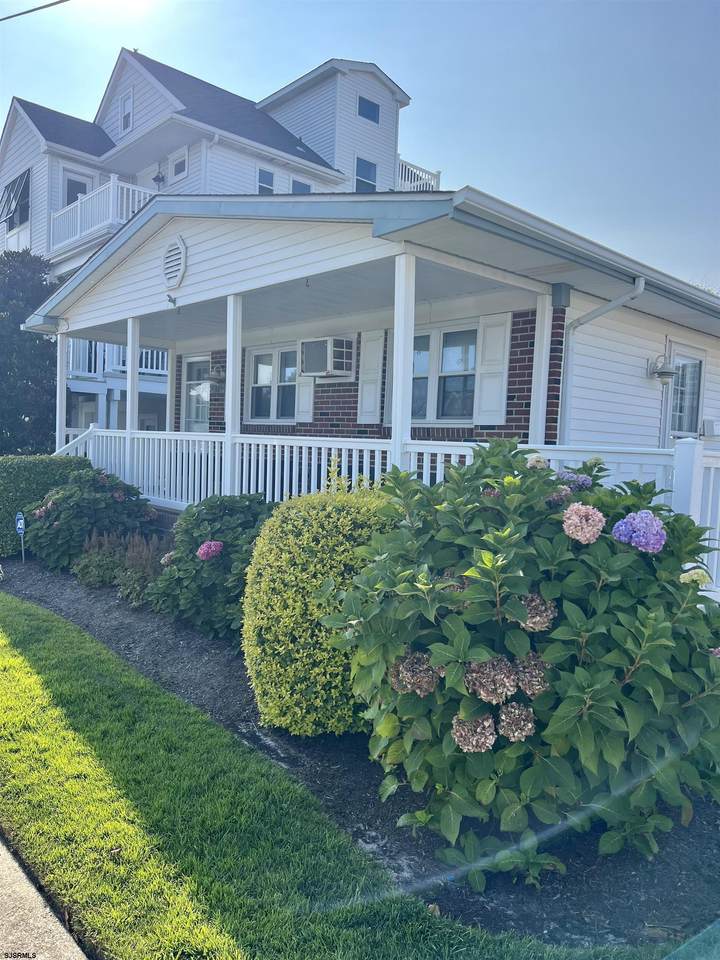 3009 Longport - Photo 1