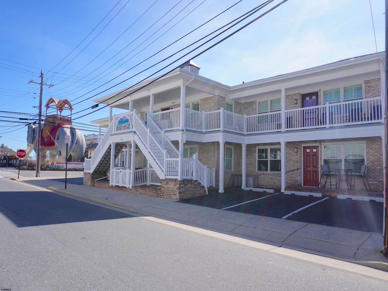 9211 Atlantic - Photo 1