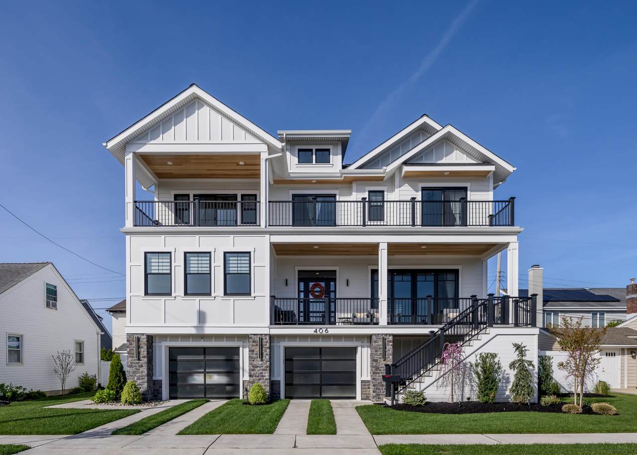 406 Essex - Photo 1