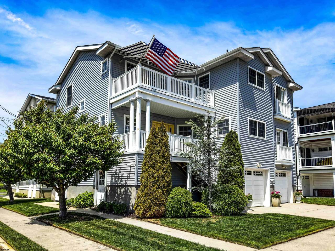 818 Aldrich - Photo 1