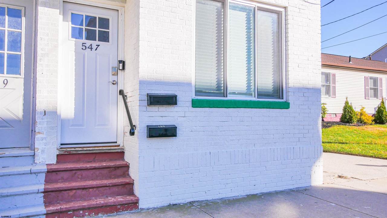 547 Connecticut - Photo 1