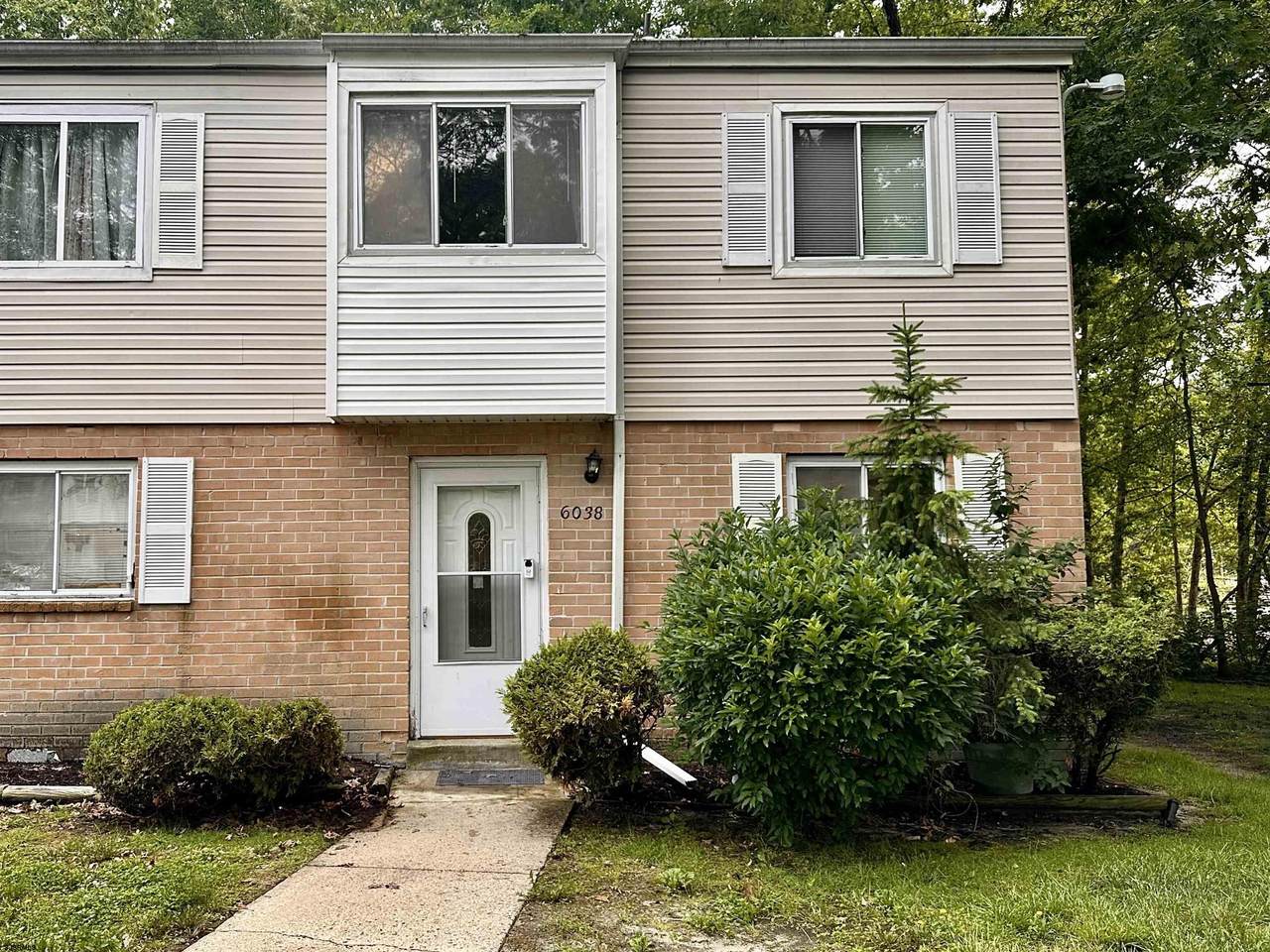 6038 Hoover Dr - Photo 1