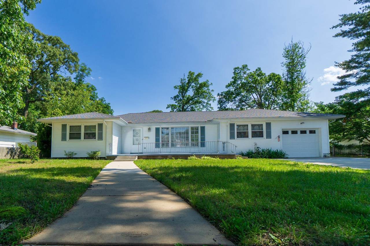 2044 Cedarbridge - Photo 1