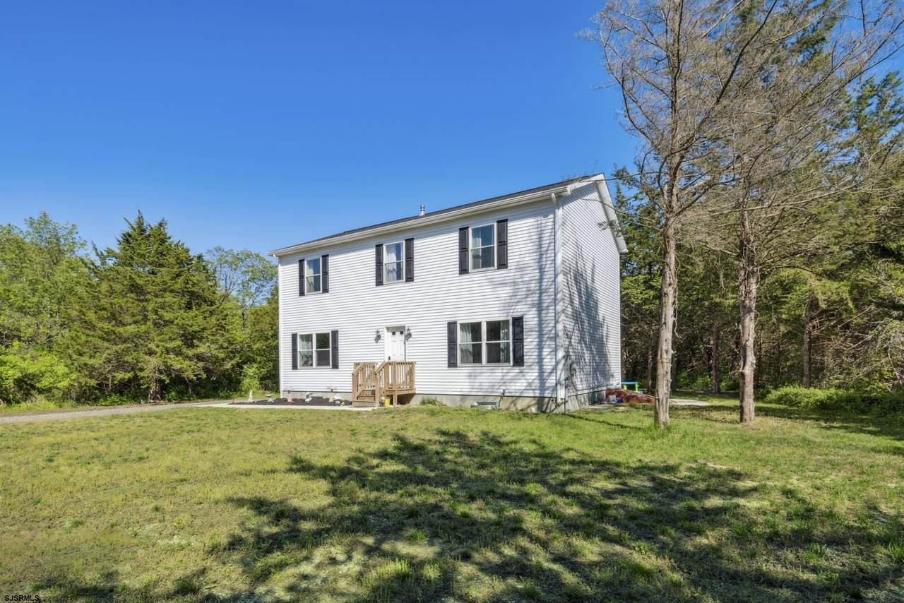 301 Heine Ave - Photo 1