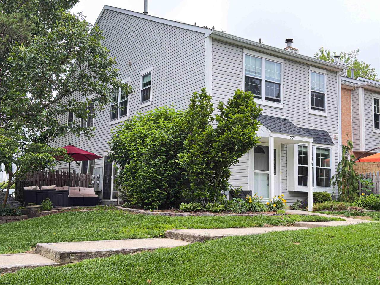 4934 Winterbury - Photo 1
