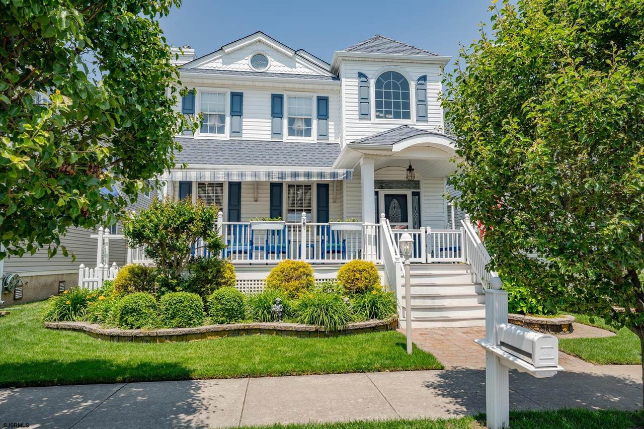 2412 Haven Ave - Photo 1