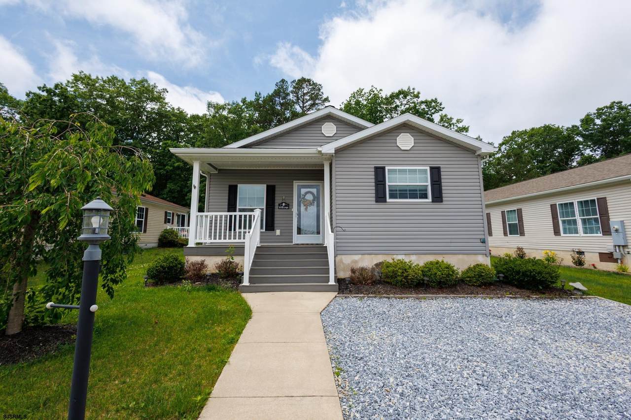 54 Pinetree - Photo 1